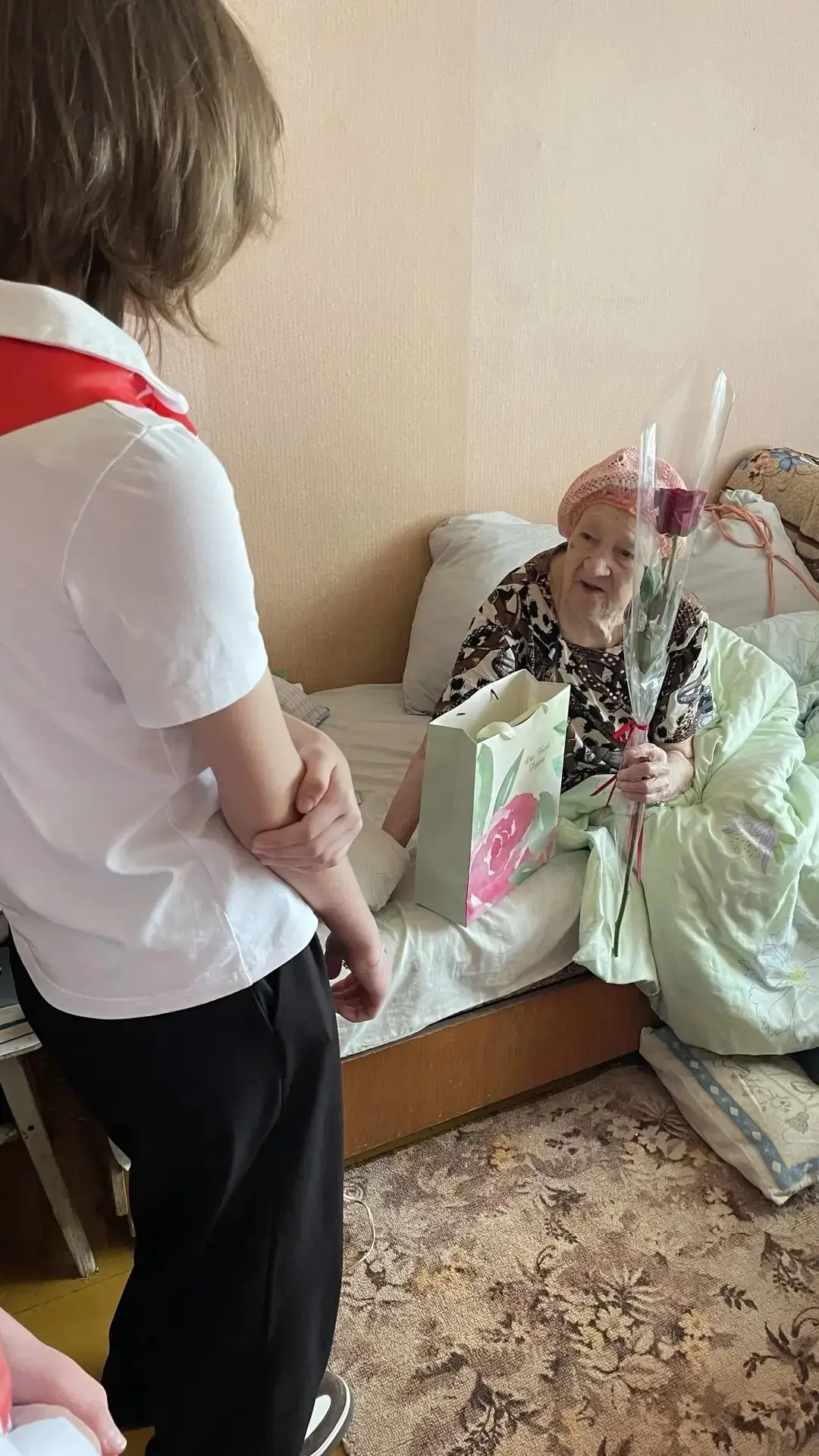 💥Накануне праздничных дней, посвященных Дню Победы, активистами МБОУ СОШ № 4 г. Грязи была проведена