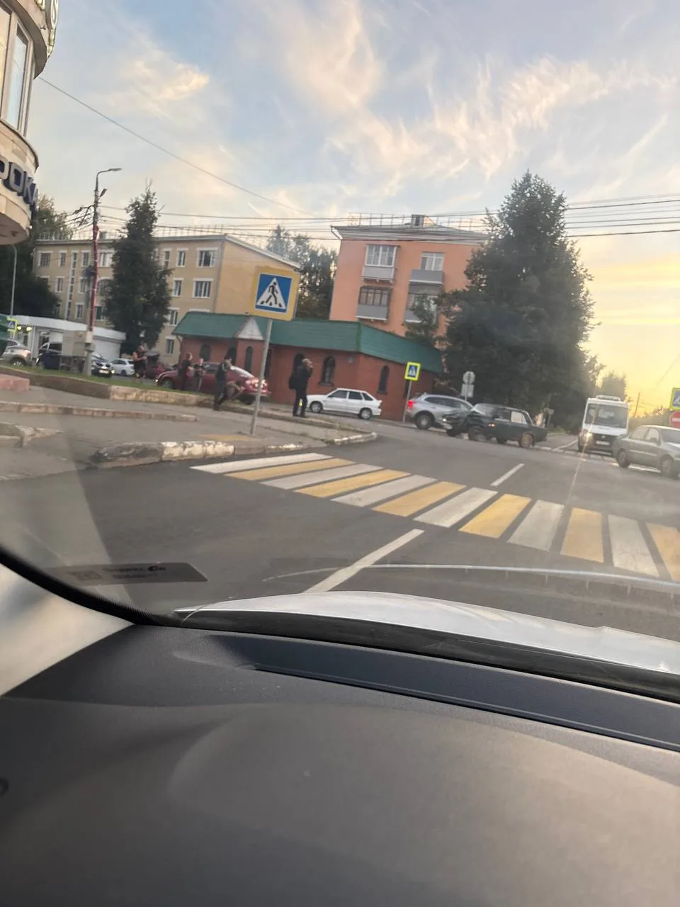 Снова ДТП на пересечении Окского проспекта и улицы Дзержинского.