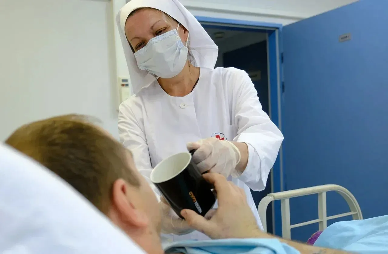 Задача сестры милосердия — помочь больному полюбить свою болезнь