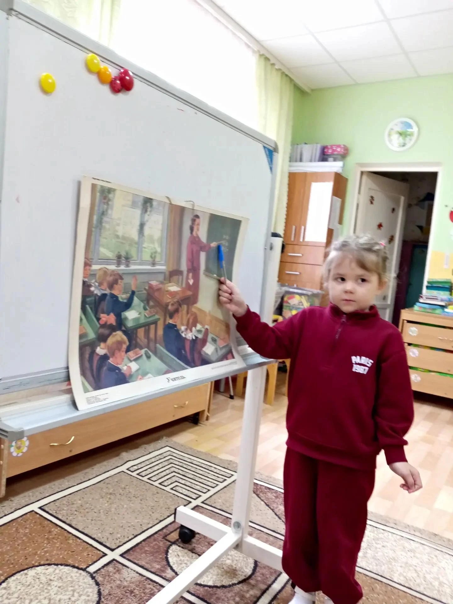 💐Сегодня в группе 🌼"Ромашково"🌼 с детьми провели тематическую беседу по картине "Учи...