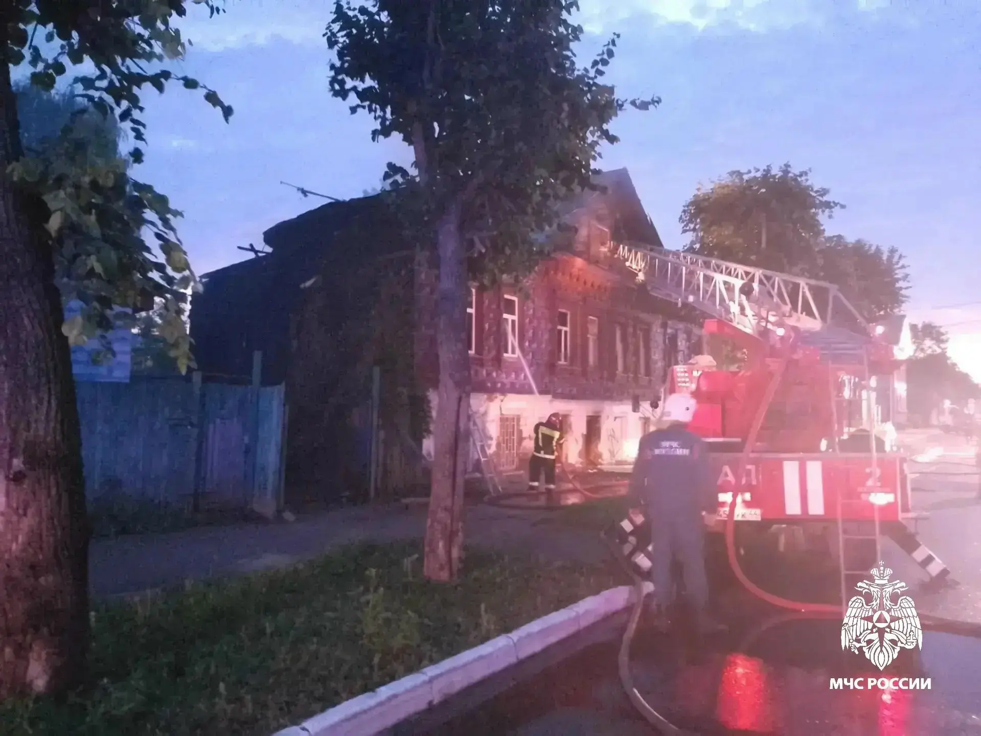Ночной пожар на Ленина в Костроме 🔥