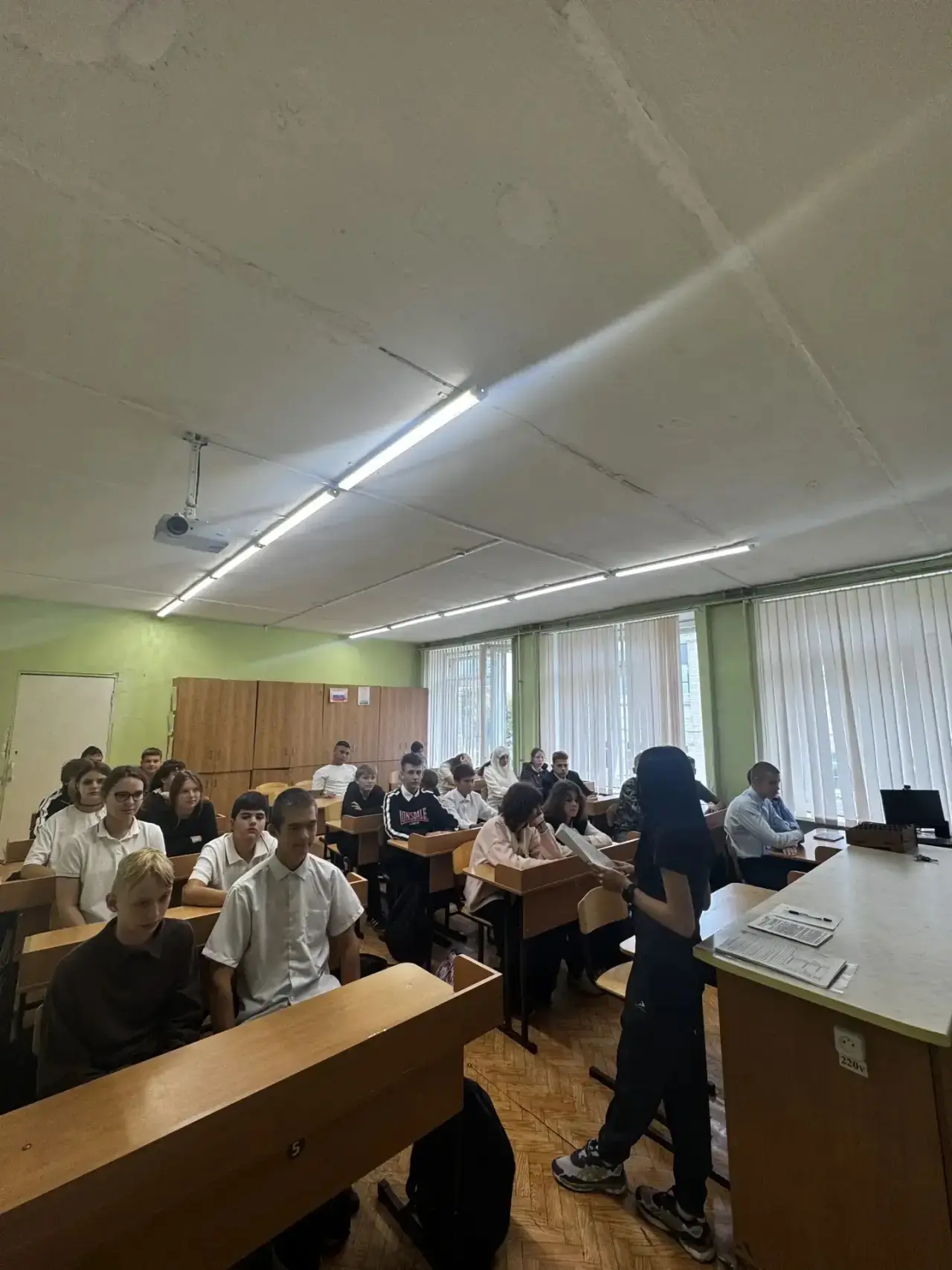 📢 Родители и ученики! Второй день учебного года — и он прошёл насыщенно!