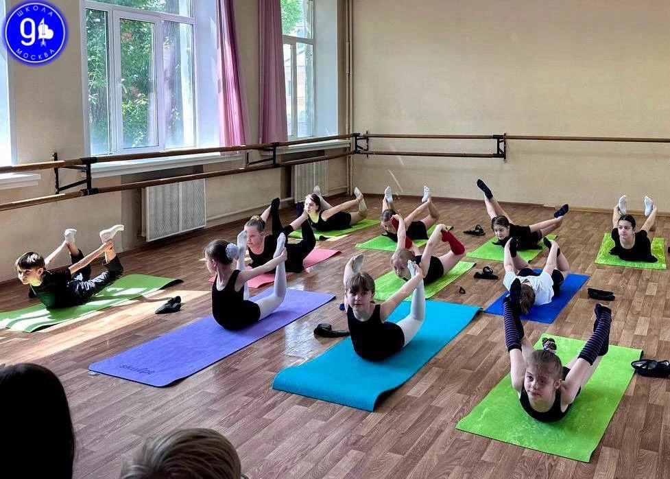 Поступаем в Театральную школу – начинаем творческий путь вместе!   ✨Наша Театральная школа проводит 