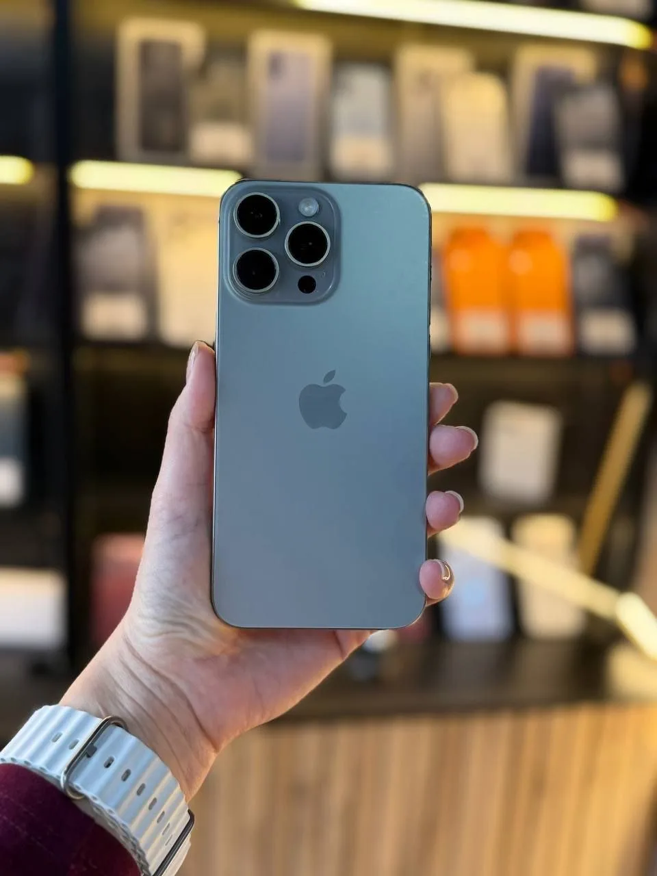 📱Продается iPhone 15 Pro Max Natural titanium (256GB)