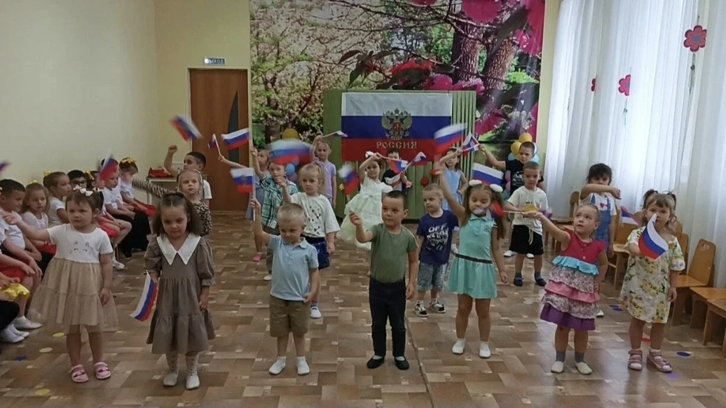 На этой неделе в нашем детском саду в старших и подготовительных к школе группах прошли тематические