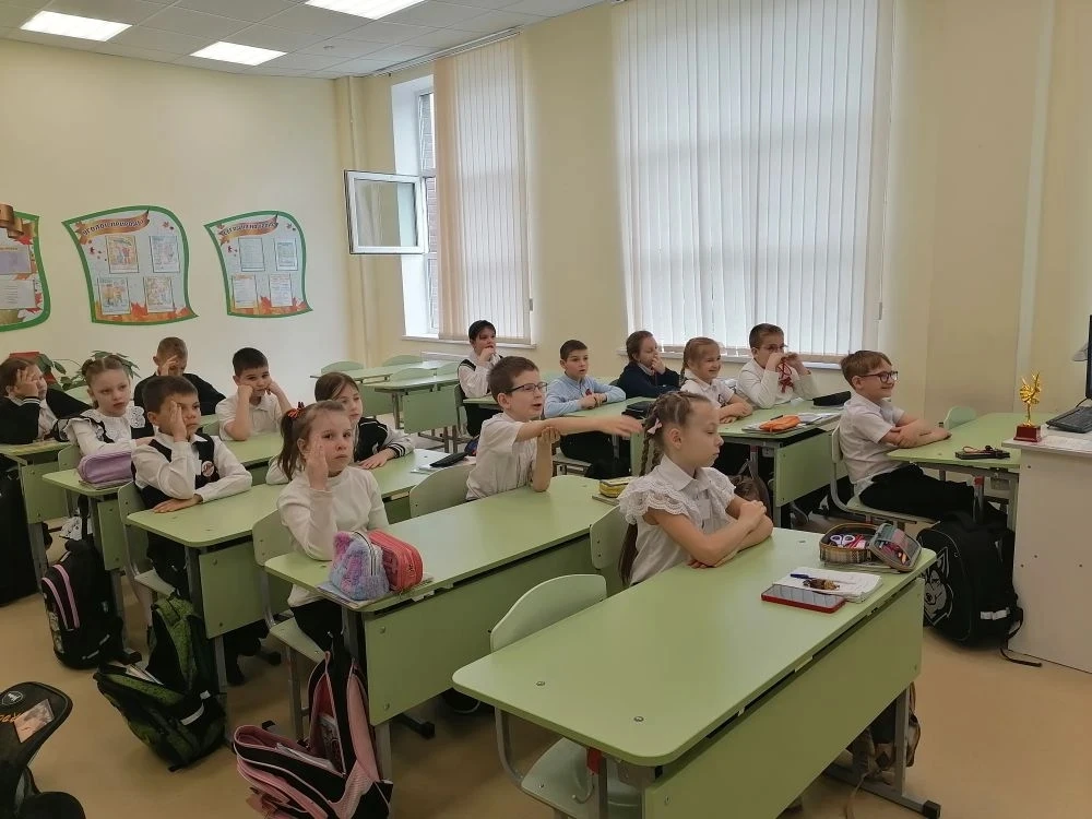 Сегодня наши второклассники из 2 "А" отправились в настоящее гастрономическое путешествие в мир здор