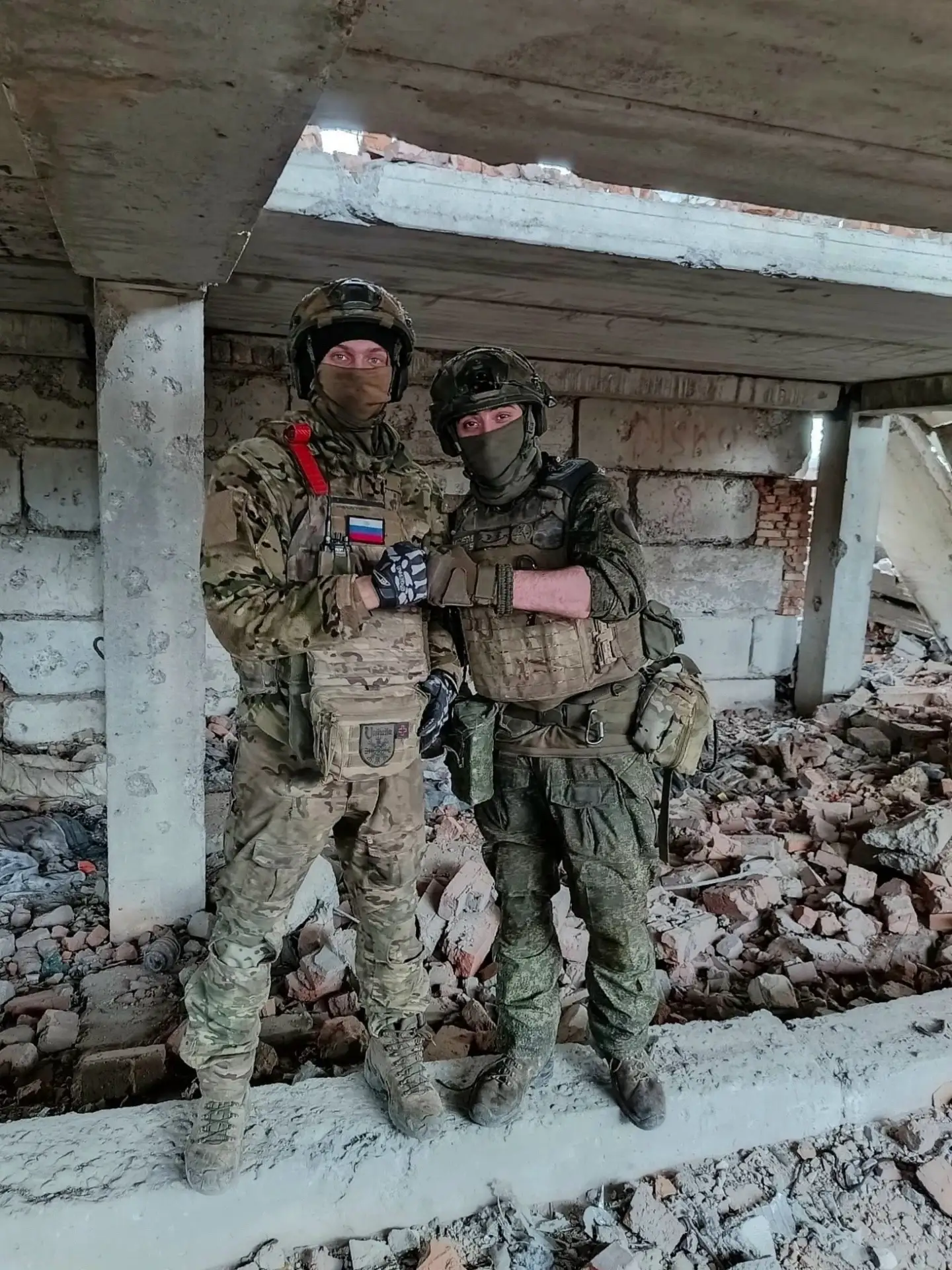 Там, где рушатся стены, крепнет наше братство🤜🏻🤛🏻