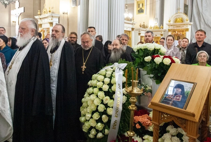 Прощание с духовником Александро-Невской лавры архимандритом Виталием (Радомысльским) состоялось 10 