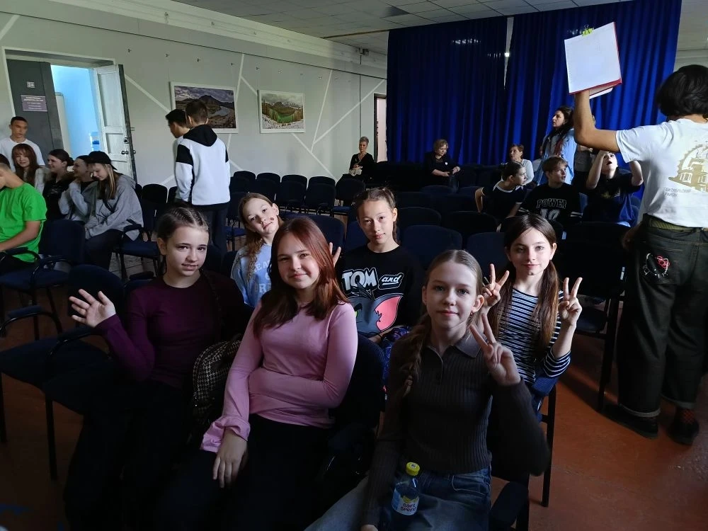 🌿 14 мая наша школа приняла участие в городском конкурсе «Крышки Енота»! Это важная экологическая ак