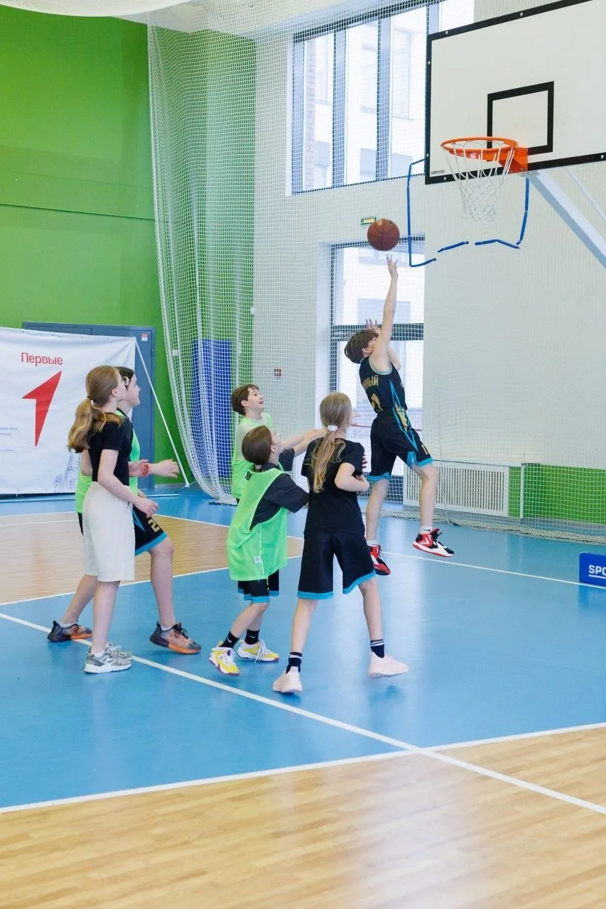 🏀 Баскетбольный клуб "Полет" открыл набор в Новосельской школе!