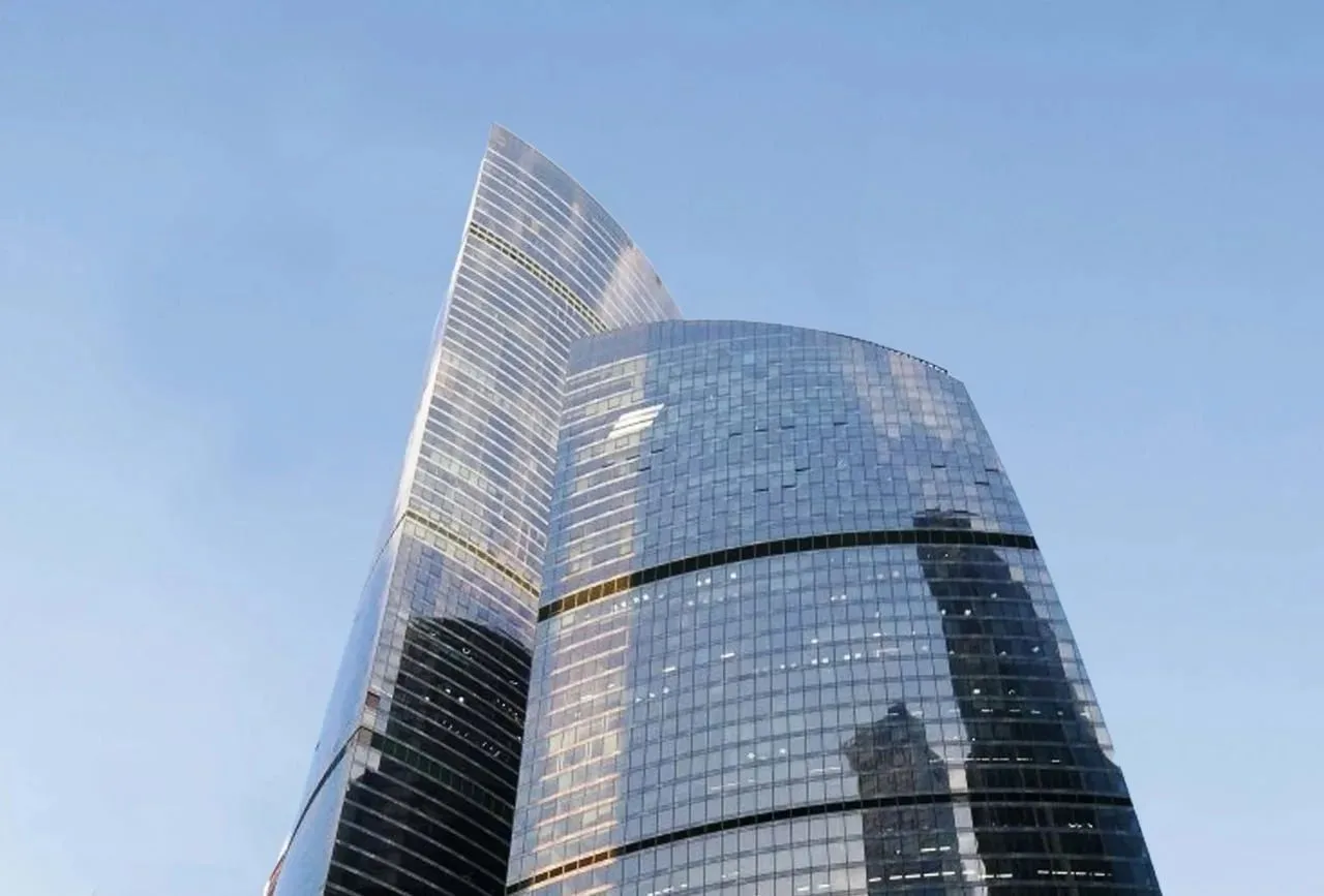 😱 Лифт с пассажирами рухнул с седьмого этажа в Москве-Сити, есть пострадавшие. 

Это произошло в ба