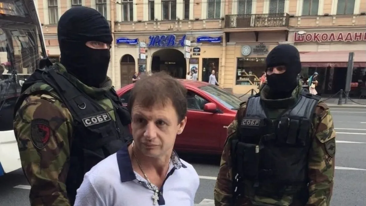 ⚖️ ⚖️ Иск в хату // Прокуратура требует отобрать пассажирские перевозки у вора в законе