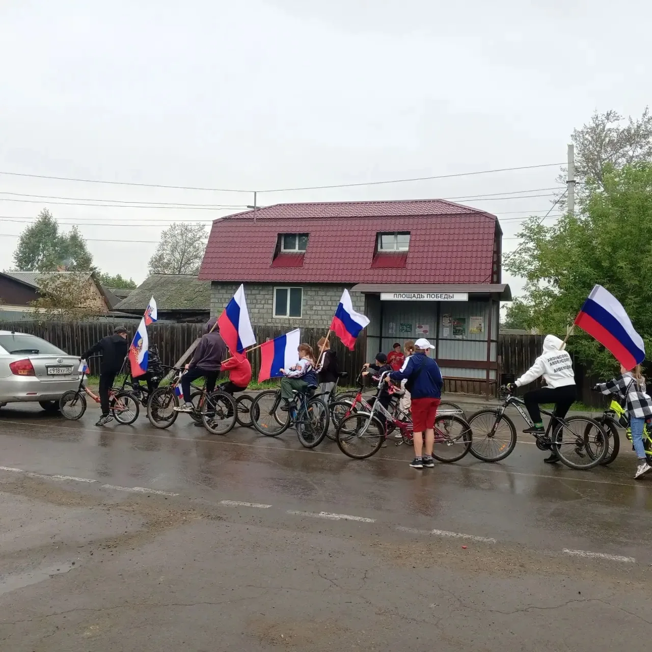 22.08.26 в п. Тайтурка состоялся велозабег посвященный дню Российского флага. Небольшой...