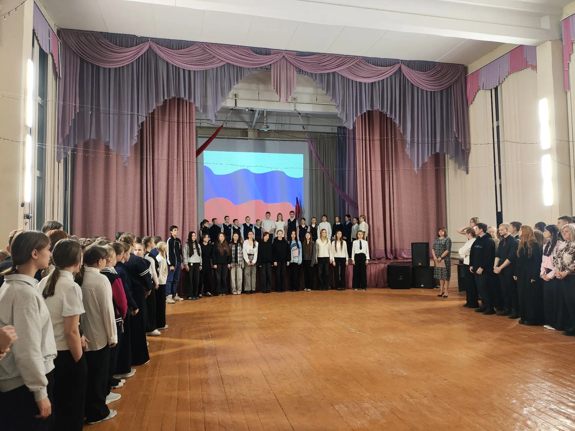По инициативе президента Российской федерации В.В. Путина  2026 год провозглашен Годом единства наро