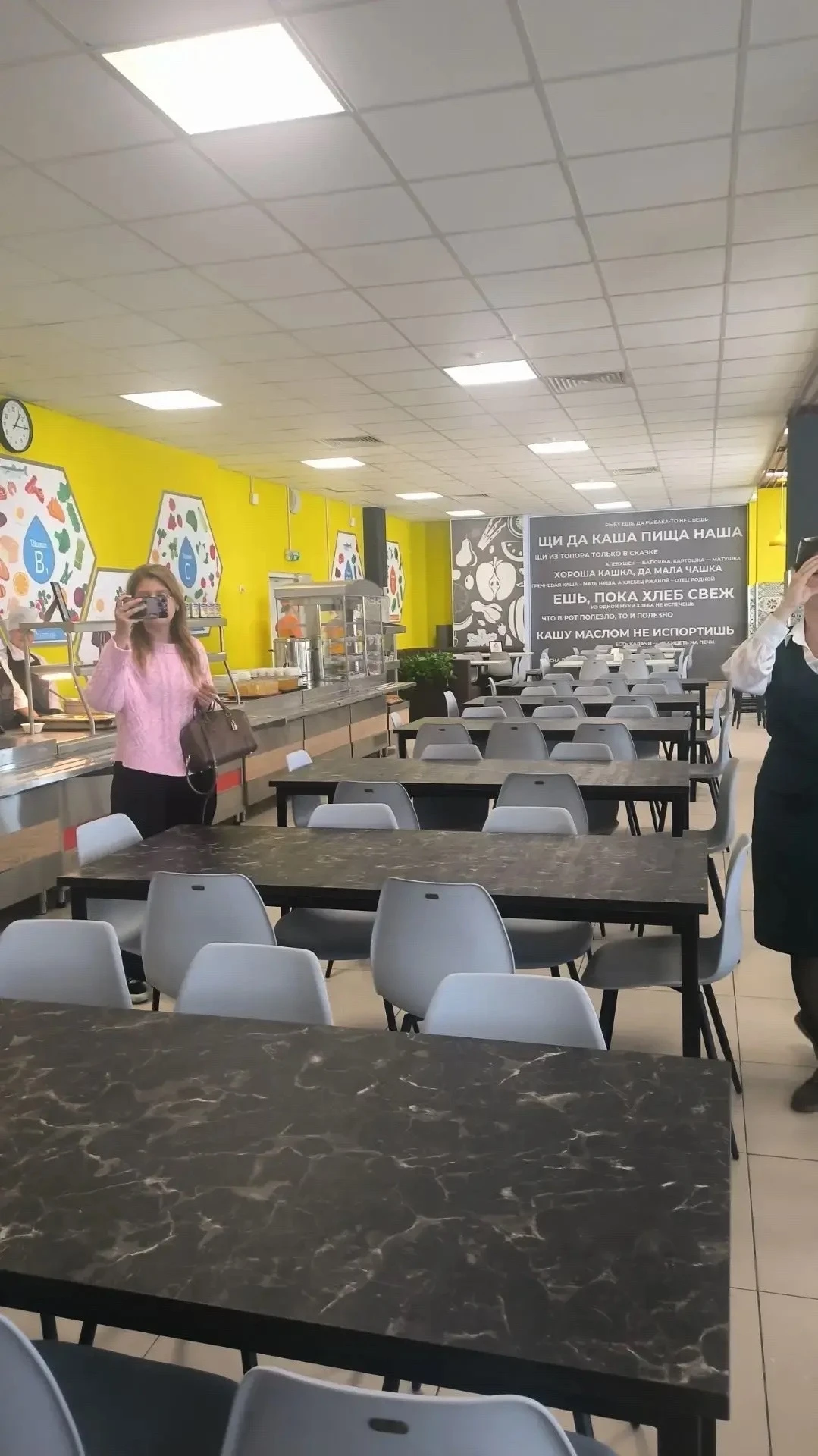 Первый в Железногорске школьный ресторан – «Кот ученный»!