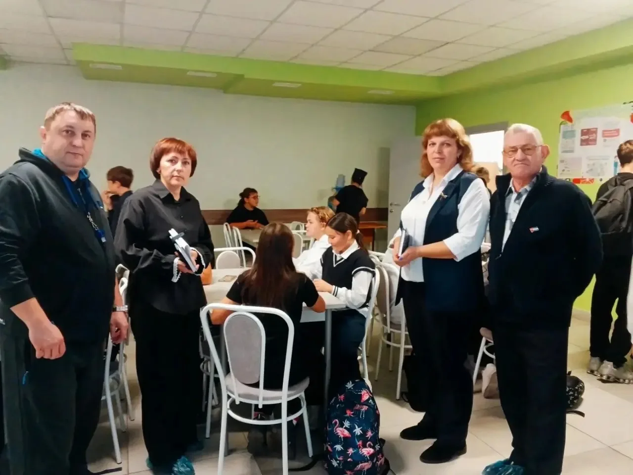 В Колосовской средней школе прошел рабочий визит комиссии Совета района