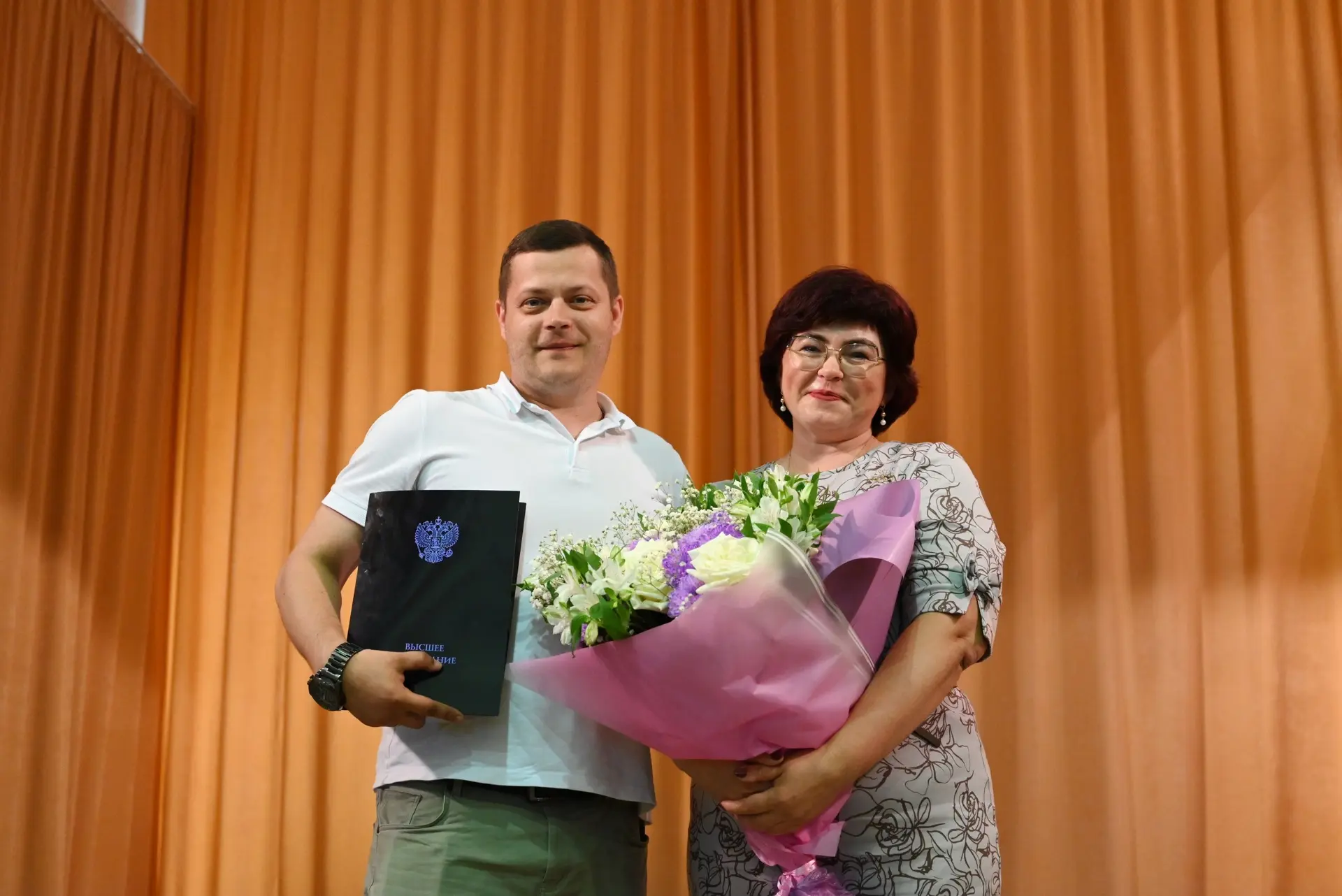 🎓 Сегодня в университете прошла еще одна церемония вручения дипломов выпускникам заочного отделения