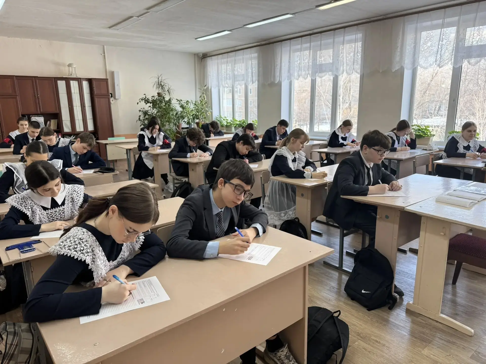 Акция «Россия - семья семей»  ✅18 марта, в день воссоединения Крыма с Россией, по всей стране старто