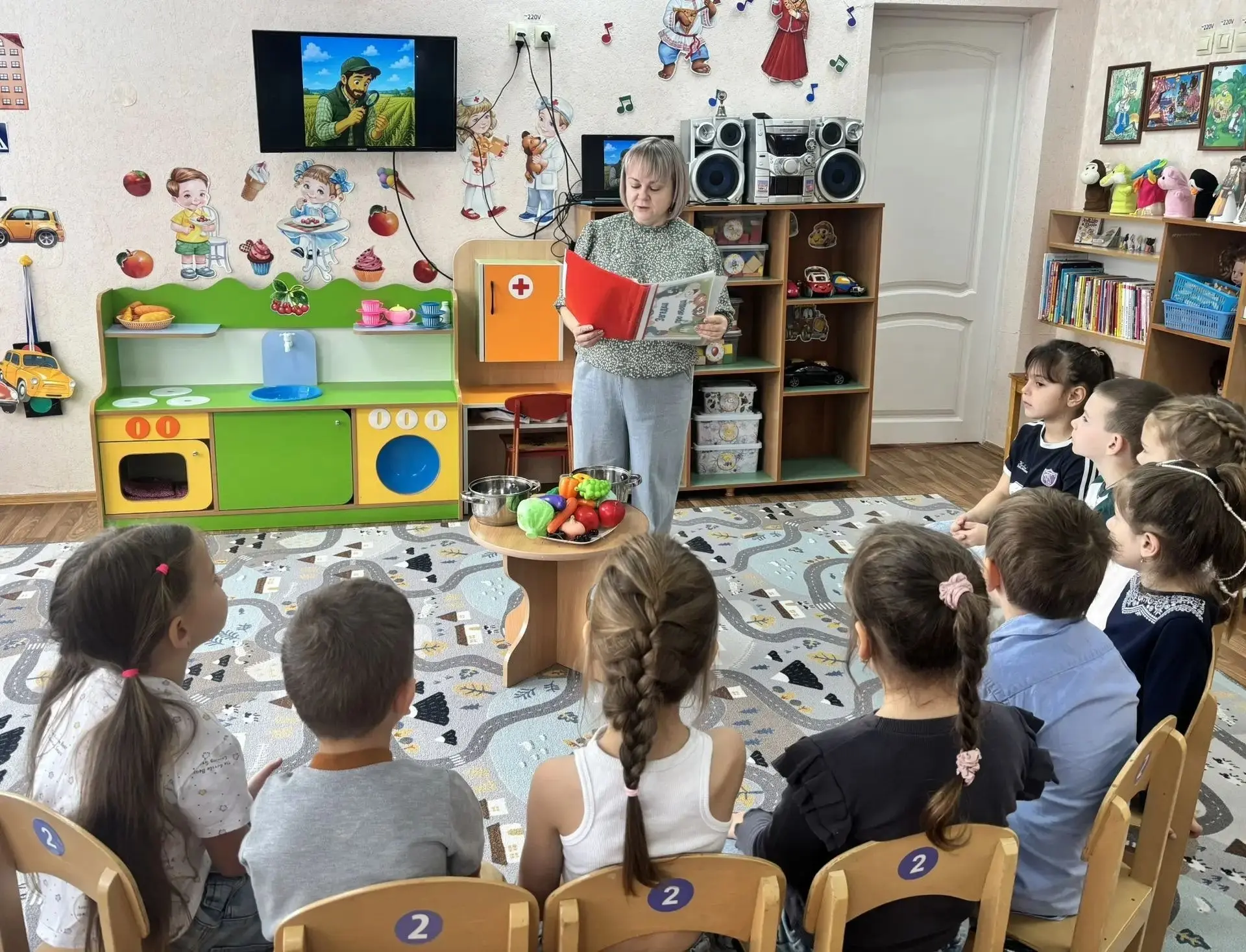 «Добрые игры» в подготовительной группе «Звёздочки».