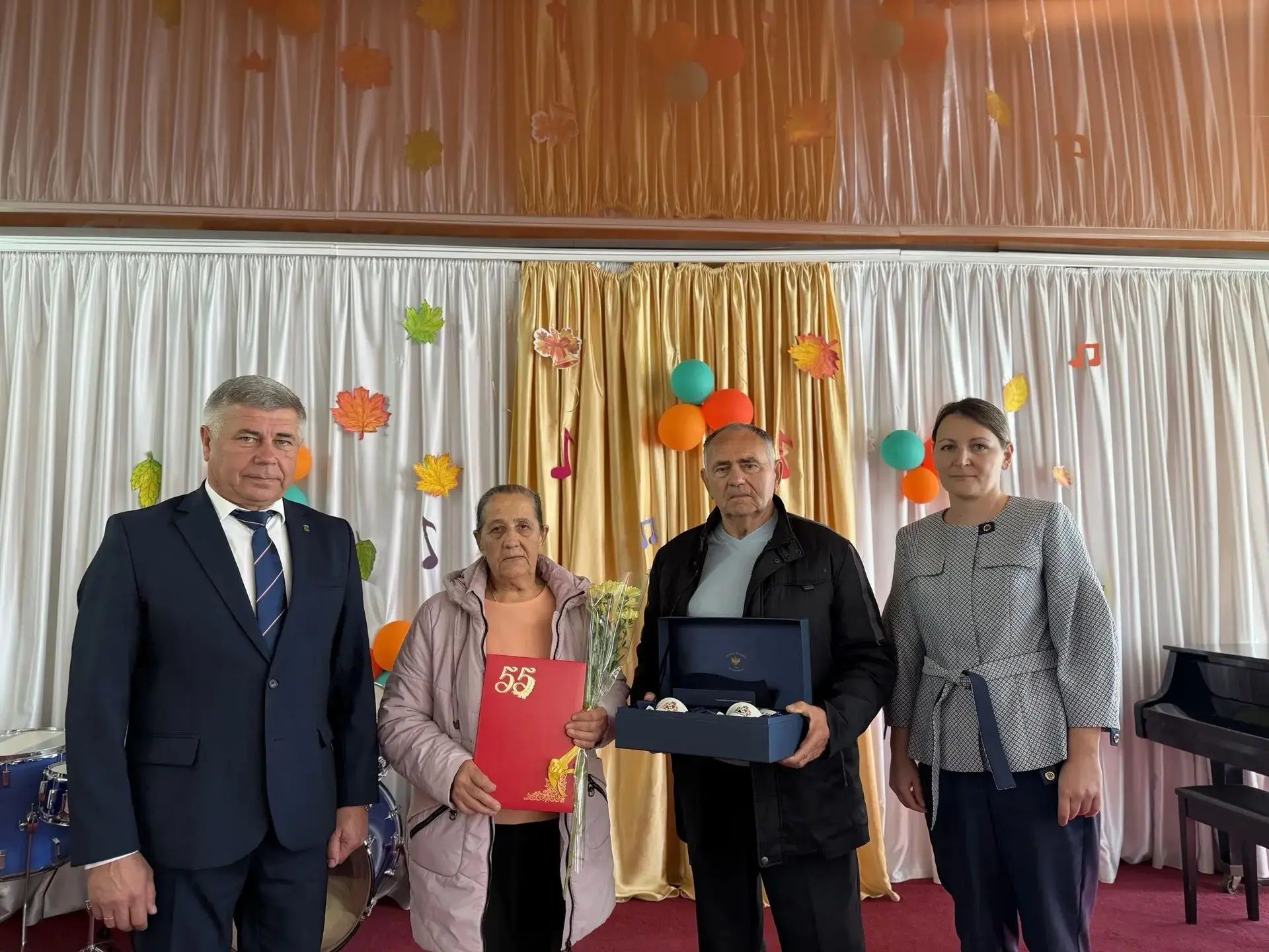 55 лет вместе празднует семья Поповых!💚