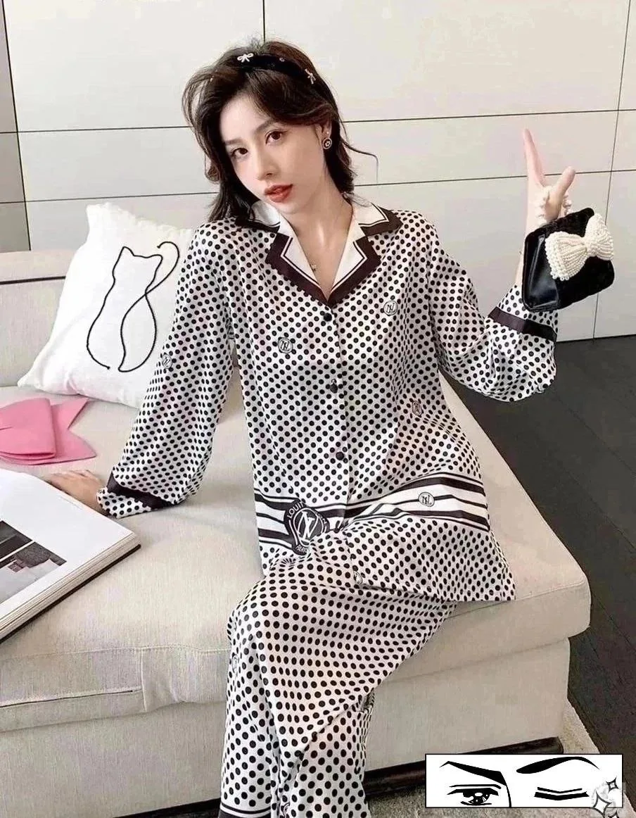 https://vk.com/photo-184814919_493376302