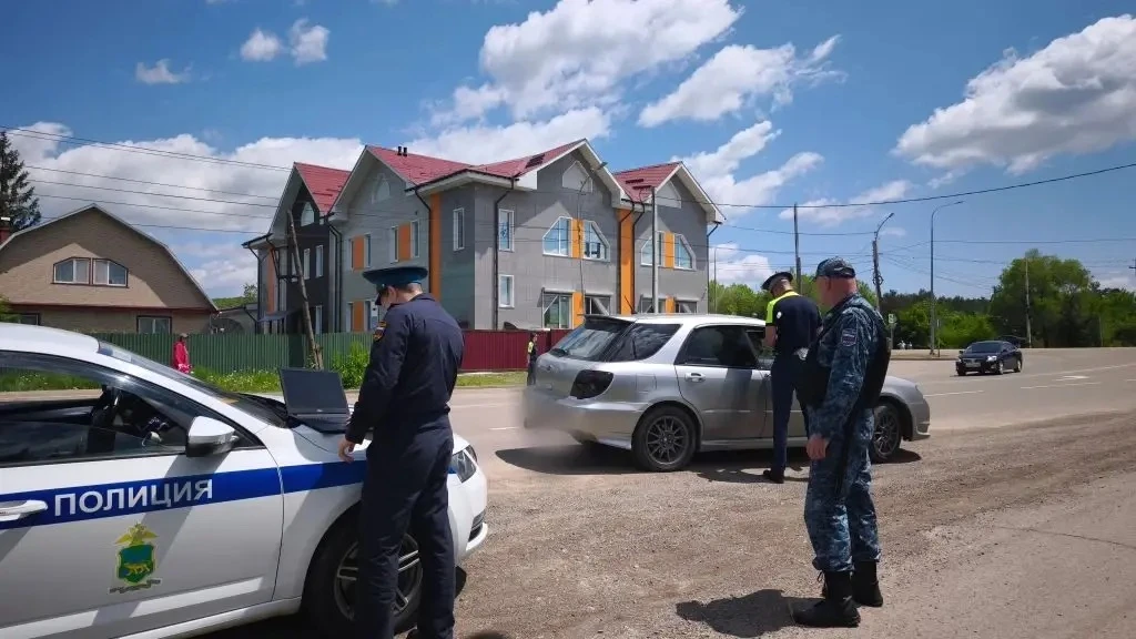 ⚖️В Арсеньеве прошёл совместный рейд Примтеплоэнерго с сотрудниками ДПС и судебными приставами по вз