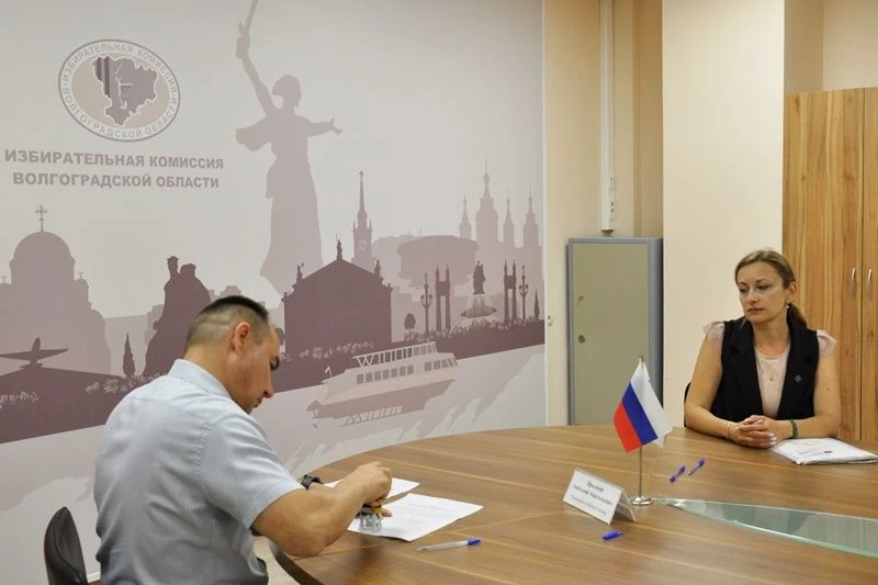 Кандидат от Российской экологической партии "ЗЕЛЁНЫЕ" представил документы для регистрации 

24 июля
