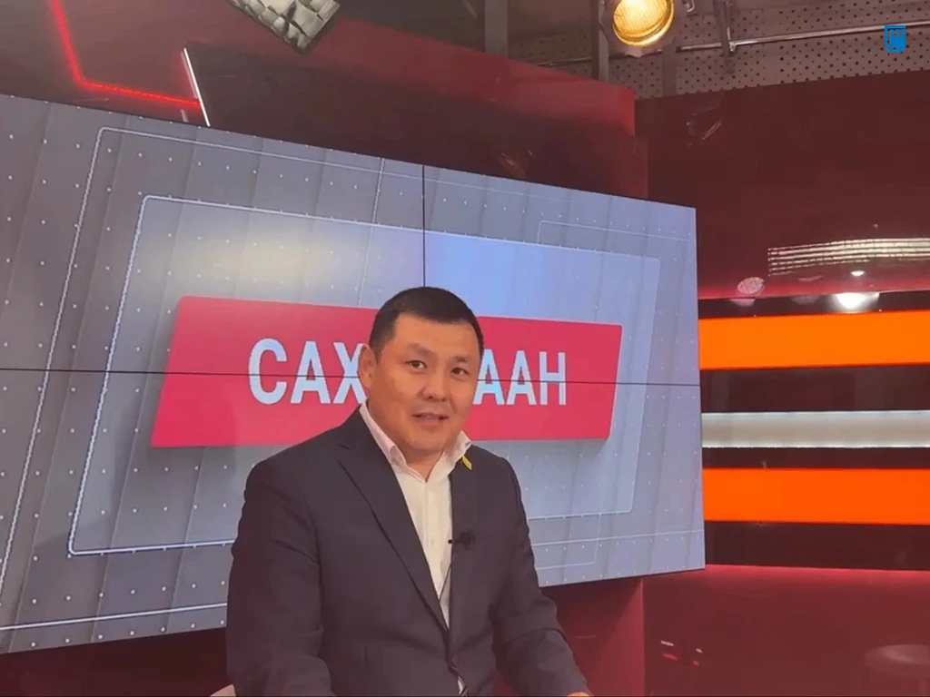 Баир Бальжиров – гость «Сахилгаан» 
 
Впервые в эфире программы «Сахилгаан» (Молния) на бурятском яз
