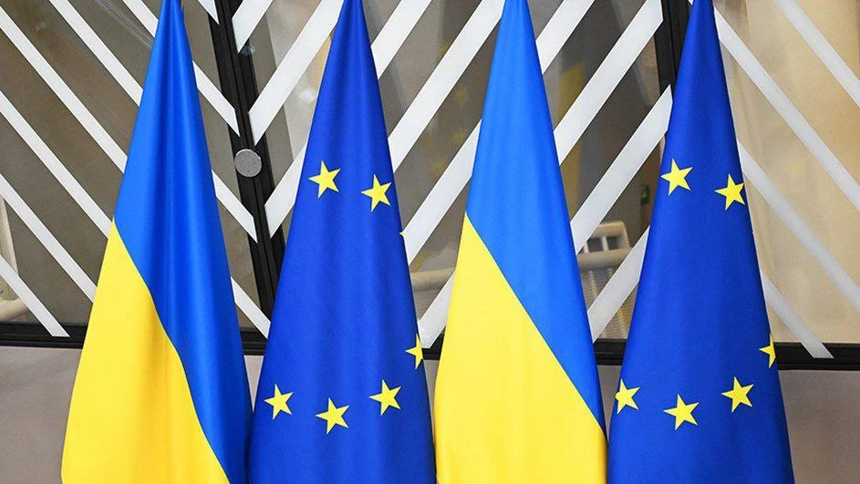 Дефицит бюджета Украины в следующем году достигнет 15% от ВВП