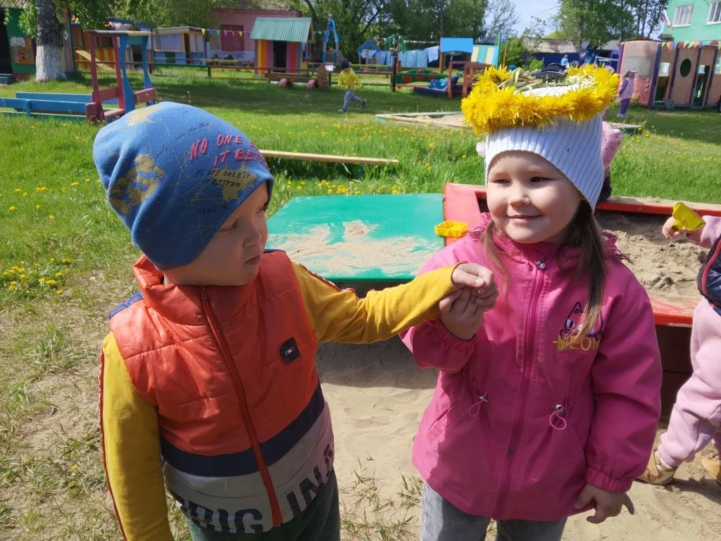 03 июня — День цветочков в 1 младшей группе 

Сегодня наши малыши окунулись в мир летних цветов!
🌼 