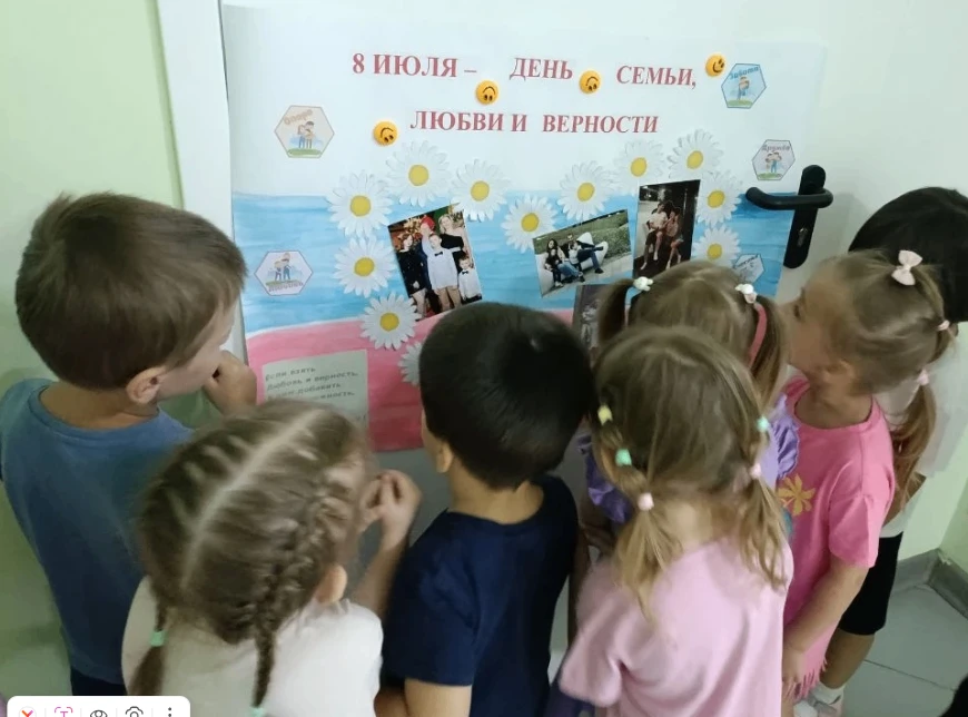 В группе "Колобок" был реализован комплекс познавательных, творческих и игровых меропри...