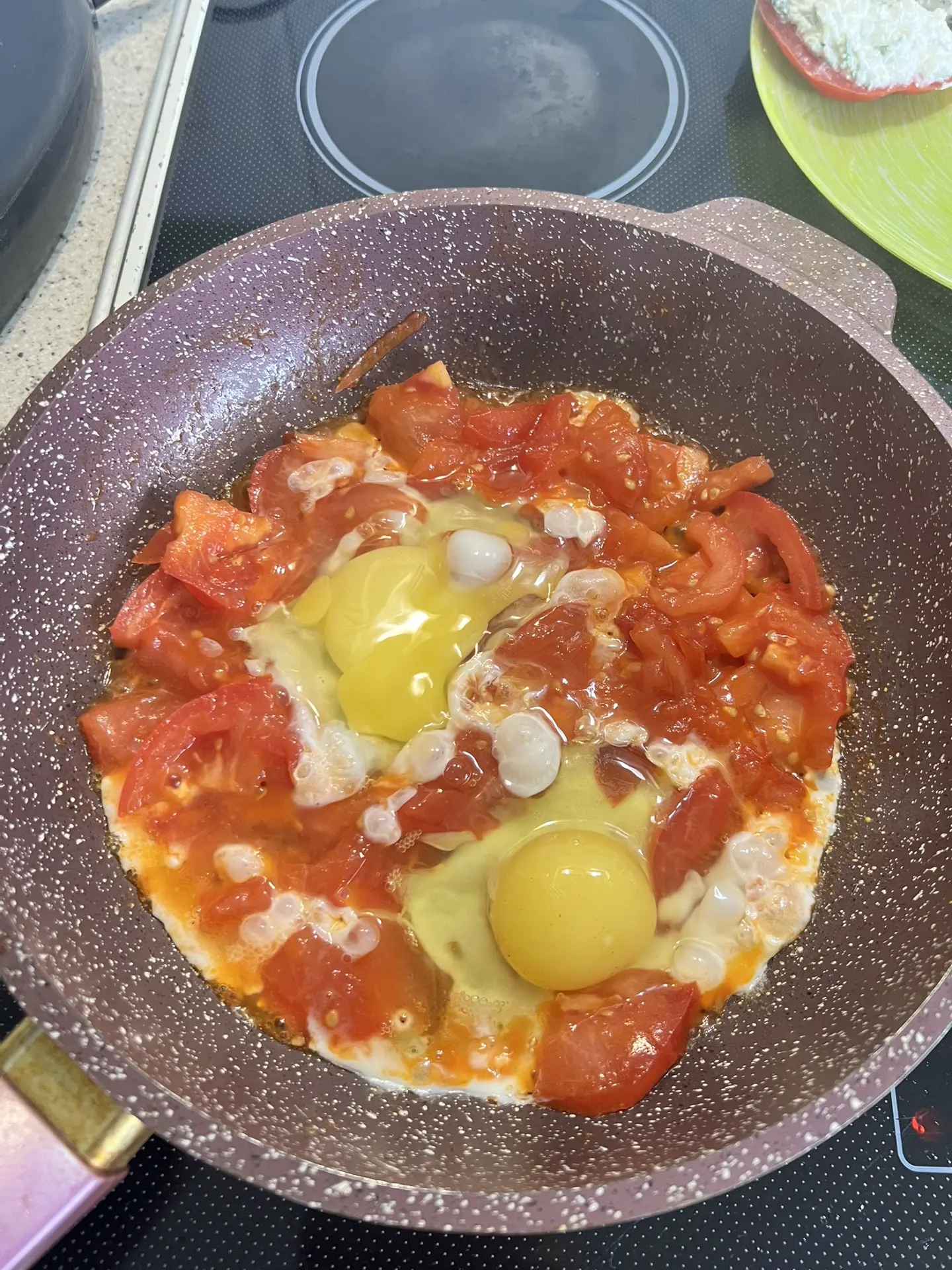 Сегодня основа дня ЯЙЦА 🥚 Но как всегда, я подстраиваюсь под реальность 😂 Позавтракае...