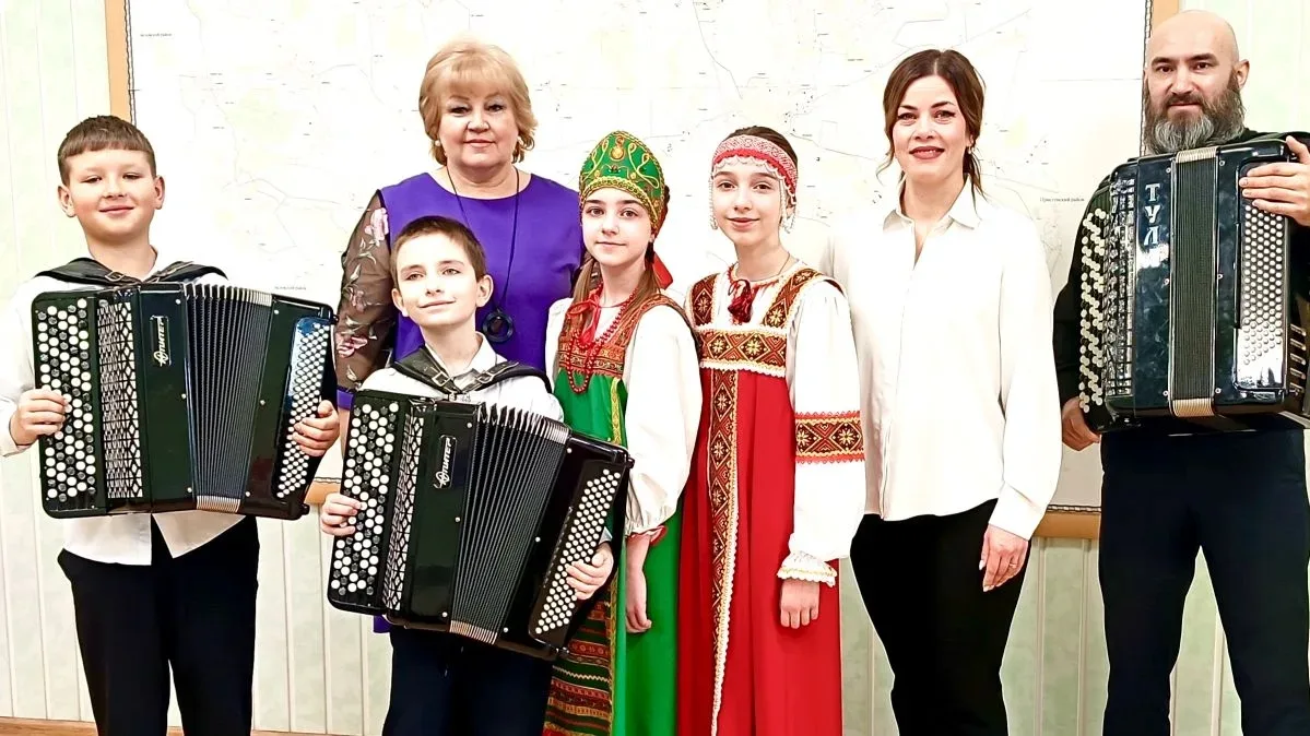 💐✨🖼️ В преддверии Дня работника культуры, в здании Администрации Обоянского района со...
