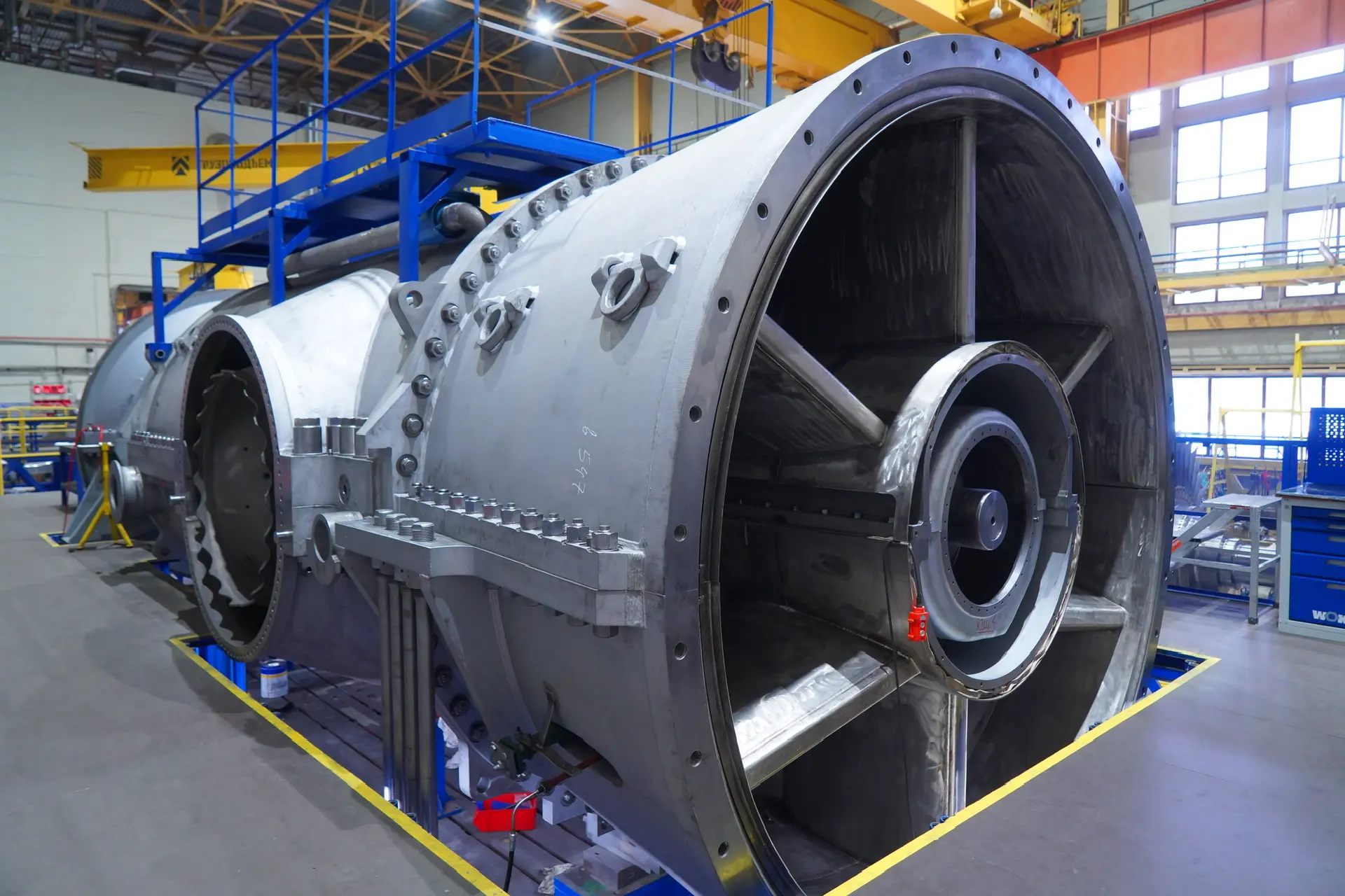 ⚙️Первая газовая турбина для Хабаровской ТЭЦ-4 успешно прошла заводские испытания и готовится к отгр