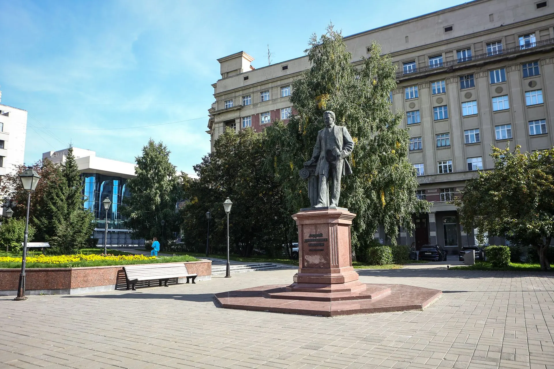 Статую архитектора Крячкова отмоют к его 150-летию