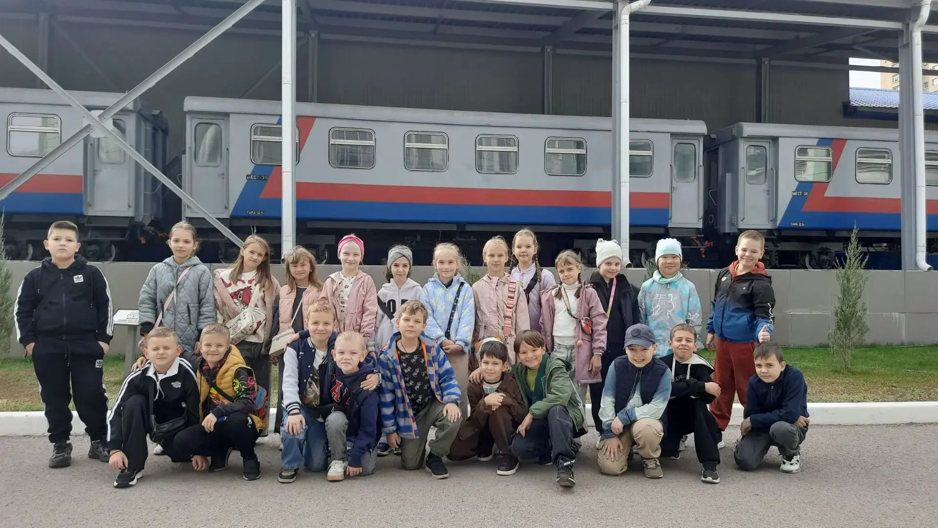 🚂 Увлекательное путешествие в мир железных дорог! 🚂Обучающиеся 2 «А» и 2 «В» классов ...