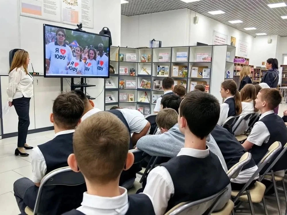 «СМЕЛОСТЬ,ЧТО СПАСАЕТ. ДЕНЬ ПОЖАРНОГО»🧯🧑‍🚒🚒  В преддверии Дня пожарной охраны России 7Г класс #ШТИ74