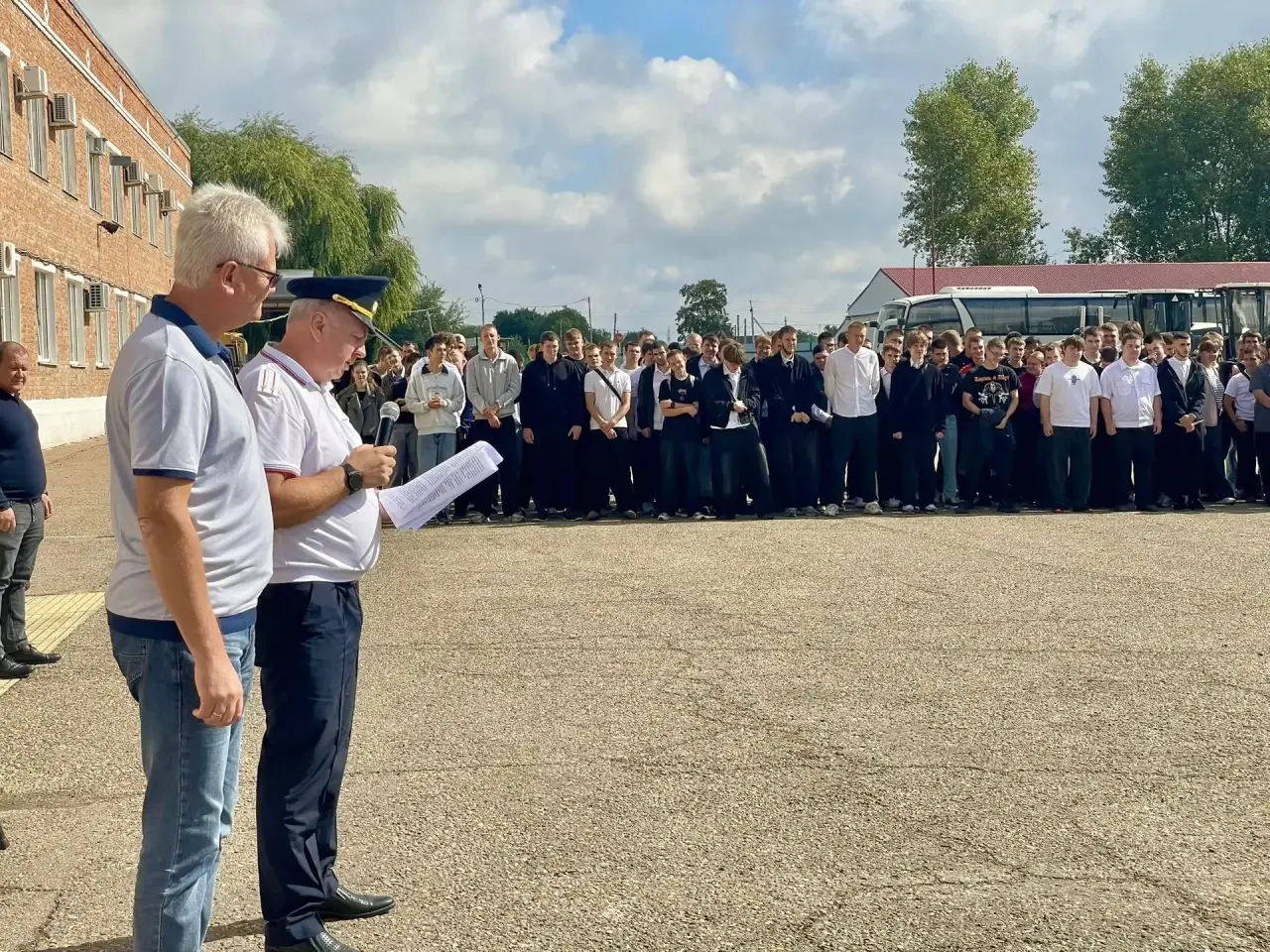 В Тихорецком индустриальном техникуме провели «Линейку безопасности»