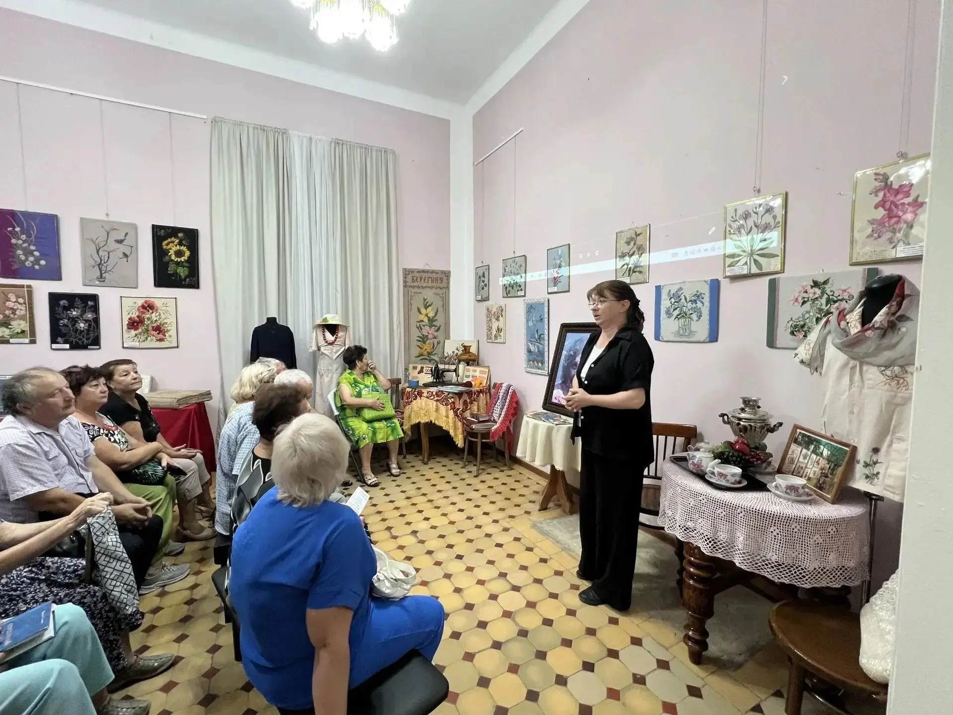 ✨В Новокубанском краеведческом музее состоялось открытие выставки «Мастер и эпоха», пос...