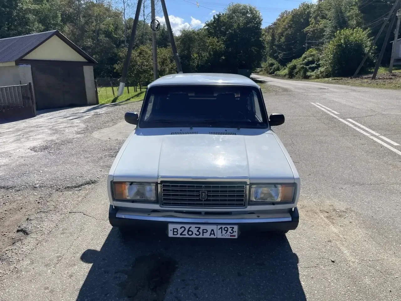 Продам ваз 2107 2004 года выпуска, карбюратор. 115 тыс. Все вопросы по телефону 8918045...