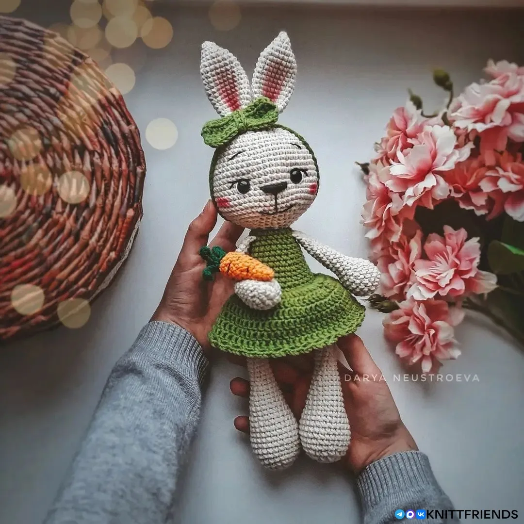 Зaйки
Автoр oписания: Юлия Дейнeгa