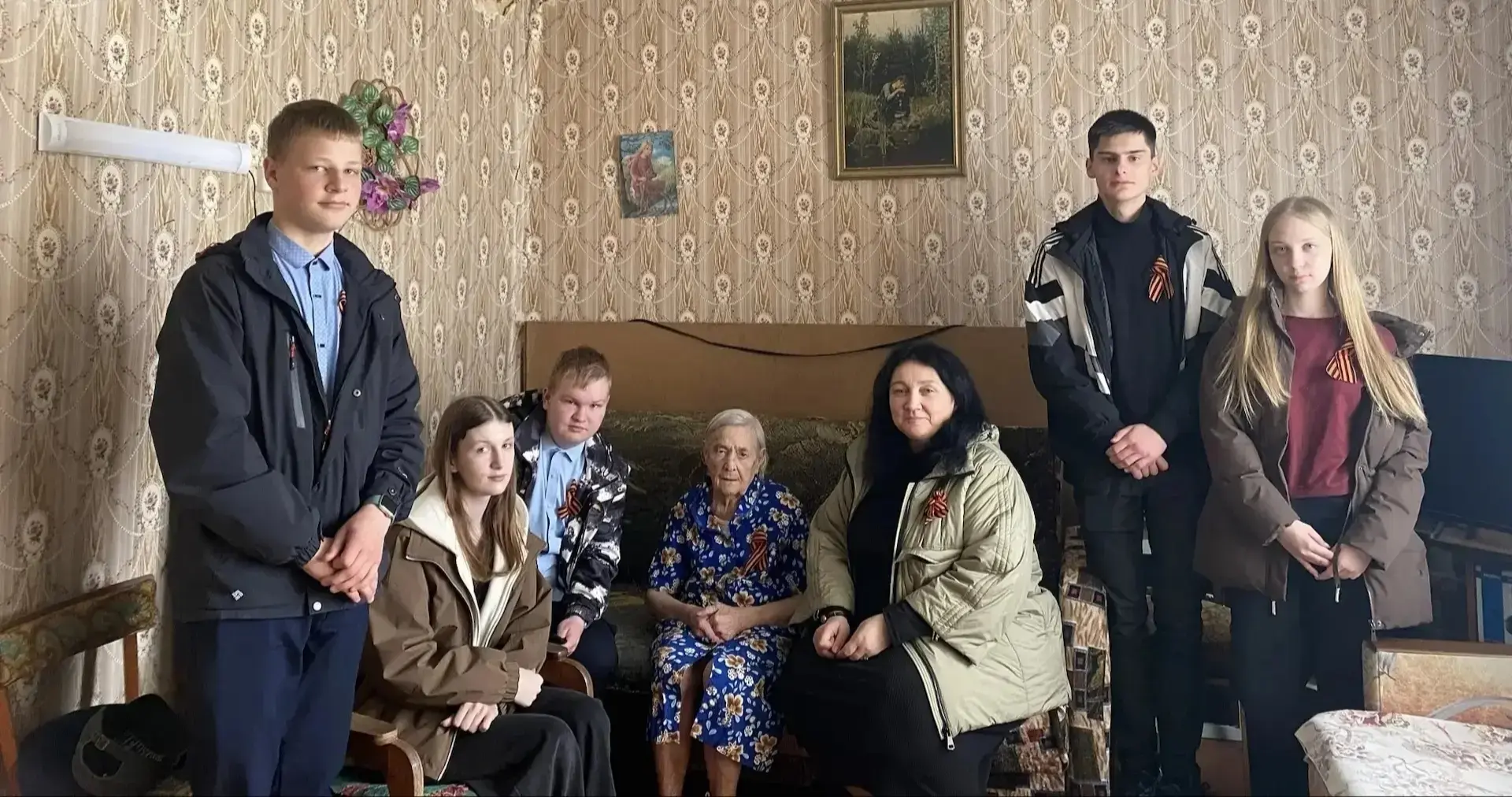 Восьмиклассники Спешнево-Ивановского филиала Шестого доказывают: история – это  живые люди, которые 
