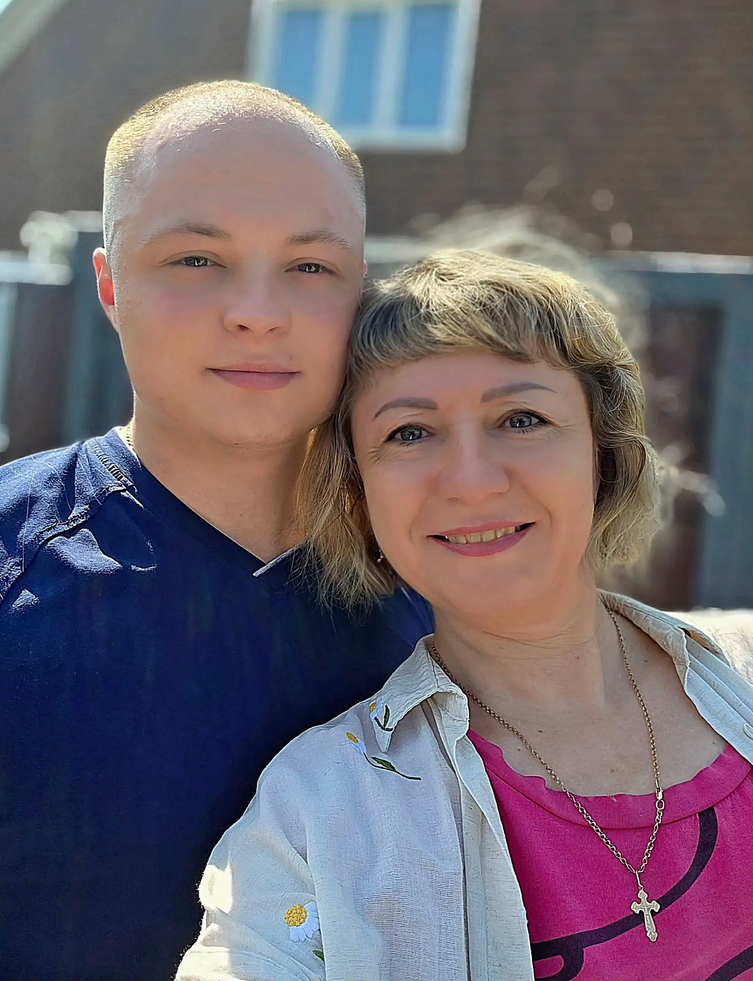 Грусто немножко когда уезжают дети... Наверное, им так лучше....