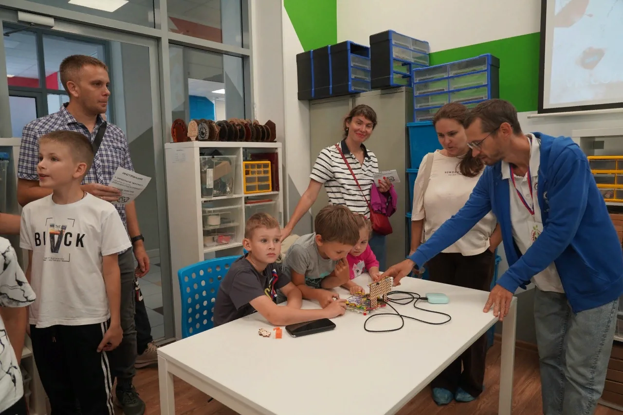 Сегодня в «Кванториуме» было жарко! И дело не только в паяльниках и 3D-принтерах.