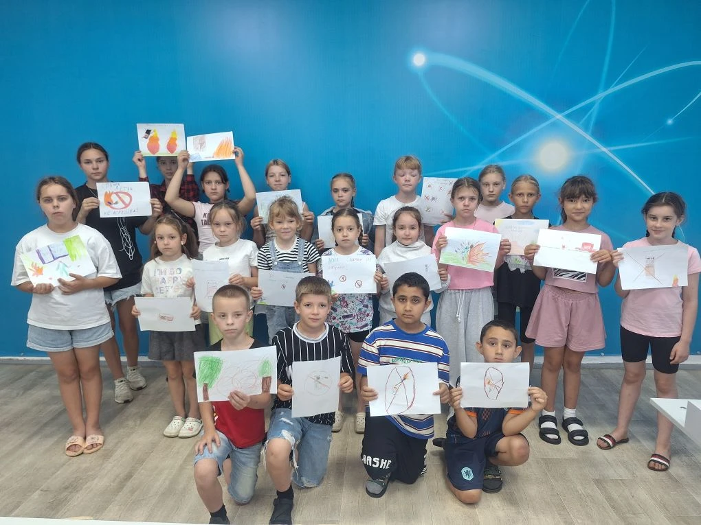 15 июня в пришкольном лагере "Улыбка" день был наполненный творчеством, культурой и весельем 😊. Дет