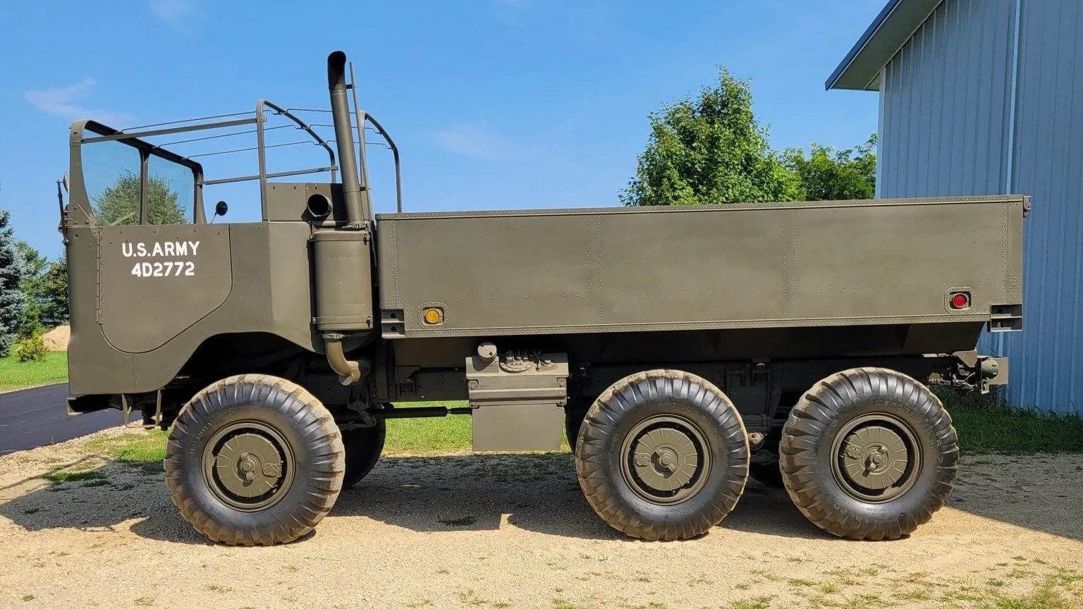 🚚 Редкий Ford 6×6 выставили на продажу