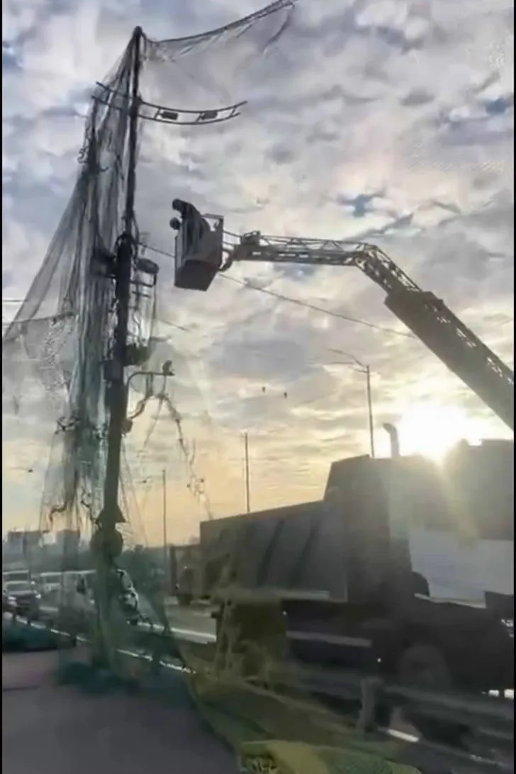 💥 Эпичные кадры удара по Северному мосту в Киеве показало Минобороны