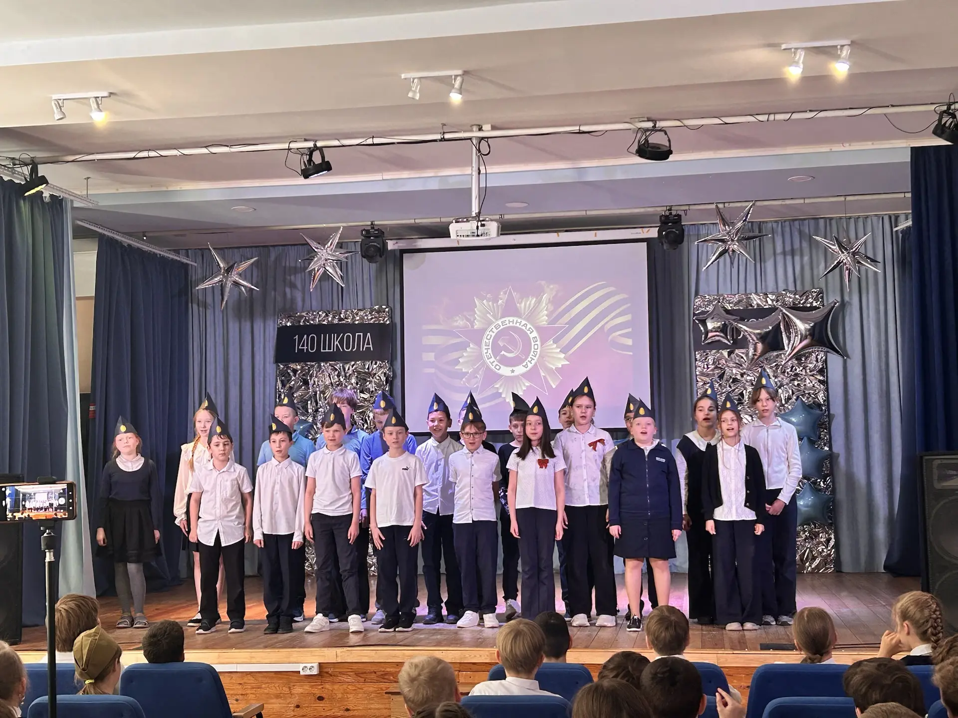 🎉Поздравляем с Великим Днём Победы 🎉  Майский праздник — День Победы Отмечает вся страна. Надевают н