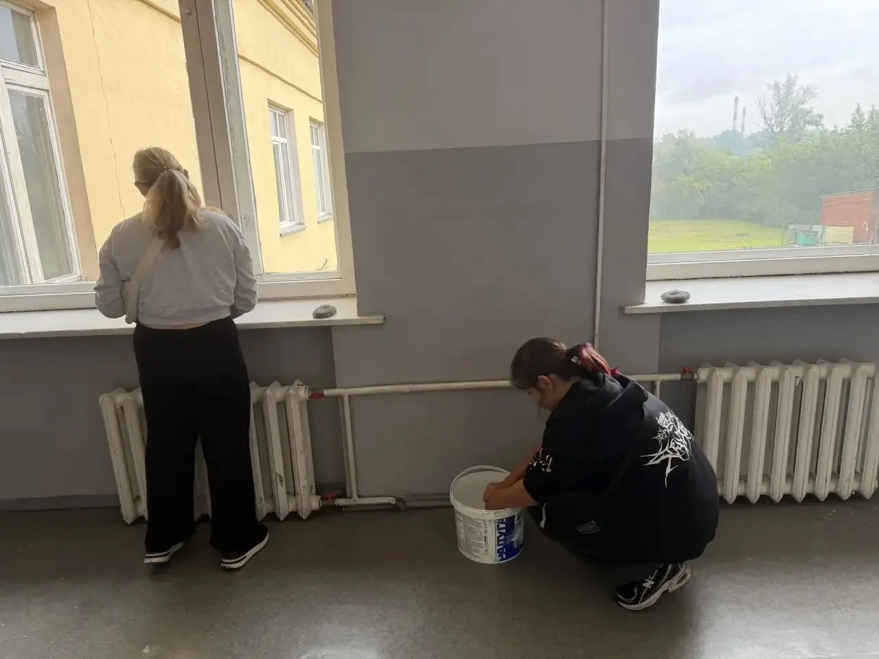 Трудовая практика в нашей школе продолжается!
Летние месяцы — это не только время отдыха, но и возмо