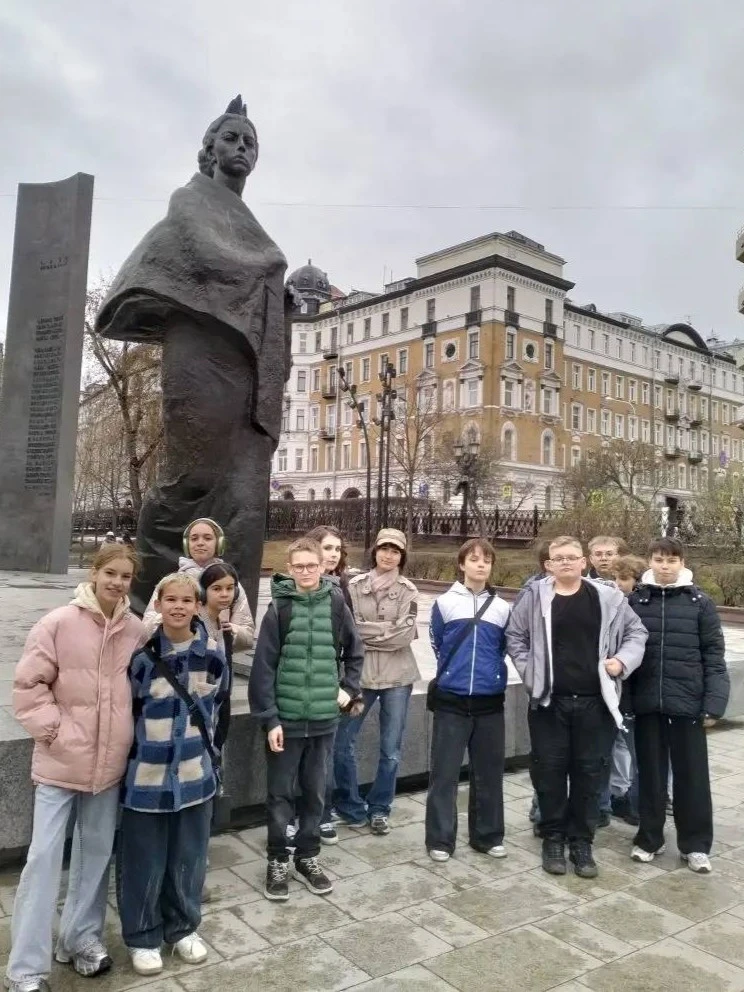 А я иду, шагаю по Москве… 👣  👀 На каникулах ученики 7 «М» класса стали участниками интереснейшей экс